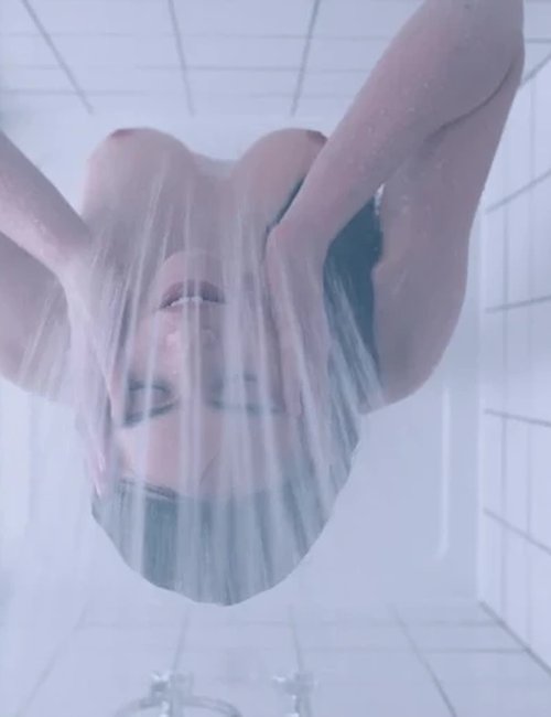 Маргарет Куолли